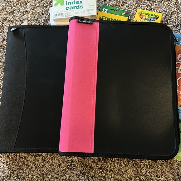 School supplies card games binders NEW - Picture 3 of 6